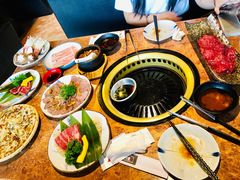 -炼火烤肉店