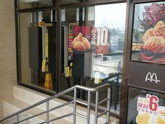 -麦当劳(军博店)