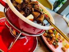 招牌牛腩-甜阿姨·天台花园私房菜(万松园店)