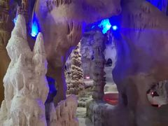 -泉城欧乐堡戏水湾艺术养生温泉