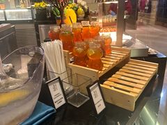 -广州万富希尔顿酒店·感趣自助餐厅·金秋蟹宴生蚝海鲜刺身烧烤