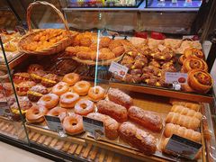 -巴黎贝甜(大宁国际商业广场店)