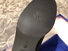 -STUART WEITZMAN(静安嘉里中心店)