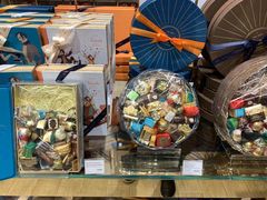 -VENCHI 闻绮(北京国贸商城店)