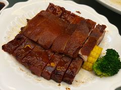 乳猪全体-渔民新村(番禺总店)