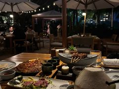 -三亚艾迪逊酒店·海滩烧烤 BARBACOA·现场乐队·浪漫晚餐·烧烤海鲜