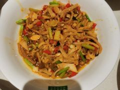 -绿草地·湘菜(7mall店)