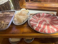 -洱火云南酸菜牛肉火锅(石景山当代商城店)