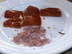 鸭皮沾跳跳糖-金百万烤鸭店(马甸店)