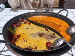 -旧街市鲜货老火锅(大光路店)