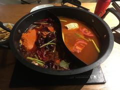 聚聚老四川麻辣锅-聚聚火锅.欢聚到半夜(静海店)