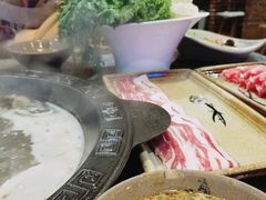 -疯狂的筷子老灶九宫格火锅