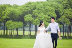-太郎花子婚纱摄影艺术中心
