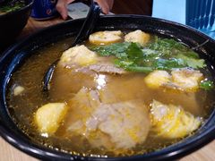 -小杨生煎(金山百联购物中心3楼店)