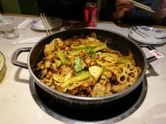 干锅牛蛙-蛙蛙叫干锅年代(簋街总店)