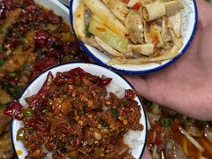 -邱金小炒·30 年盐帮江湖菜(自贡店)