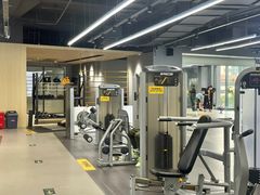 -超鹿运动(五四路恒力城店)