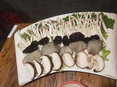 -南门四季铜锅涮肉(左家庄店)