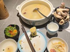 -许大亮淄博烧烤·自助鲜牛肉火锅(大江东宝龙店)