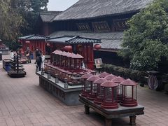 -峨眉山报国寺