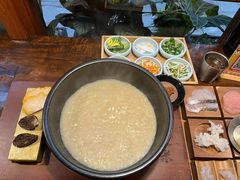 -银米·云南传统过桥米线(双廊黑金冠店)