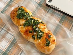 葱香肉松包-沁屋面包店(人民东路店)