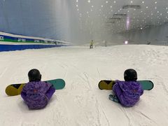 -广州热雪奇迹