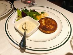 招牌蟹肉饼-Wolfgang’s Steakhouse 沃夫冈牛排馆(上海白玉兰广场店)