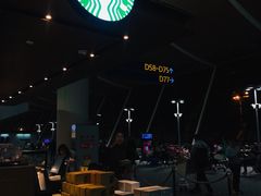 -星巴克(浦东机场T2到达店)