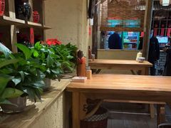 -泥糊破店小酒馆·团建聚餐(南京西路店)