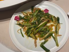 -八府香鸭·啫啫煲(华山路店)