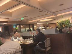 -左庭右院鲜牛肉火锅(浦江欢乐颂店)