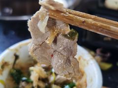 -果松木炭酸菜铜火锅·外婆参鸡汤