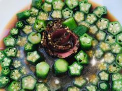 黑椒牛肉拼秋葵-将相和·海鲜蒸饺大连菜