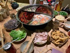 -白乐天毛肚火锅馆(解放碑店)