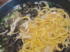 上海小馄饨-玖鲜小笼(中山广场店)