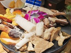 -一朵菌·野生菌探索家火锅(南亚店)