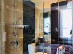 -锦龙国际酒店(天津奥体中心华苑地铁站店)