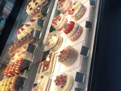 -Dough&Joe团憩(瑞虹天地月亮湾店)