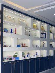 点击看大图 -谦和国际皮肤管理