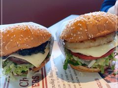 -The Habit Burger Grill 哈比特汉堡(复兴soho店)