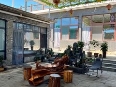 -梨木台悦来客农家院