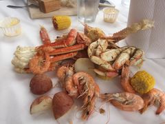 -The Crab Pot Seattle