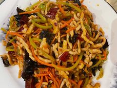 鱼香肉丝-哈尔滨春饼(朝山街店)