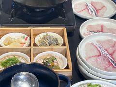-牛牛和牛海鲜粥底火锅(长虹国际城店)