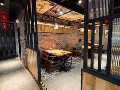 -小三峡食府(西五路店)