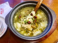 -周鱼小馆石锅酸菜鱼(活力汇店)