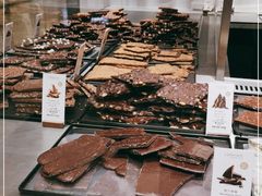 -Laderach 莱德拉(上海环贸iapm店)