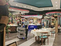 -四海一家自助餐(益田假日广场店)