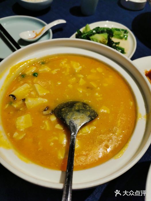 院8里·小乐园家常味川菜(鹭洲里店)资格蟹黄豆花图片
